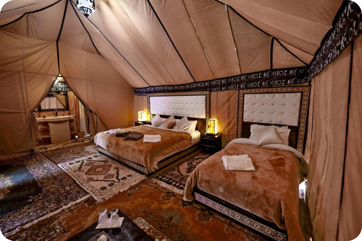 Deluxe Tents – Luxury Tent in Jaisalmer for Solo Travelers and Couples